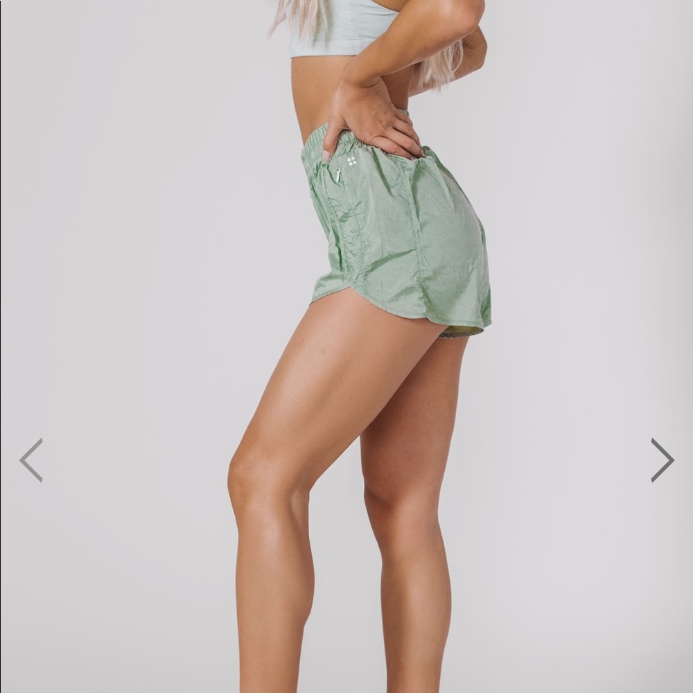 Acta high waisted shorts with liner
